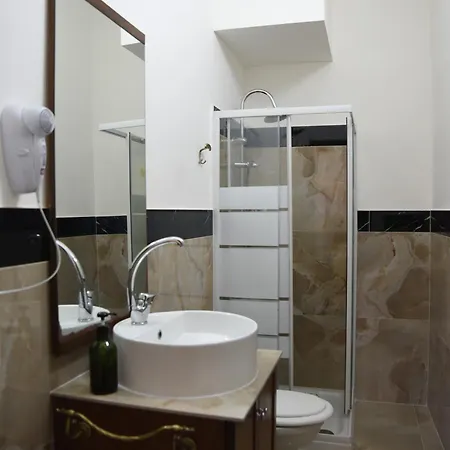 Проживание в семье La Casa Di Rosa *